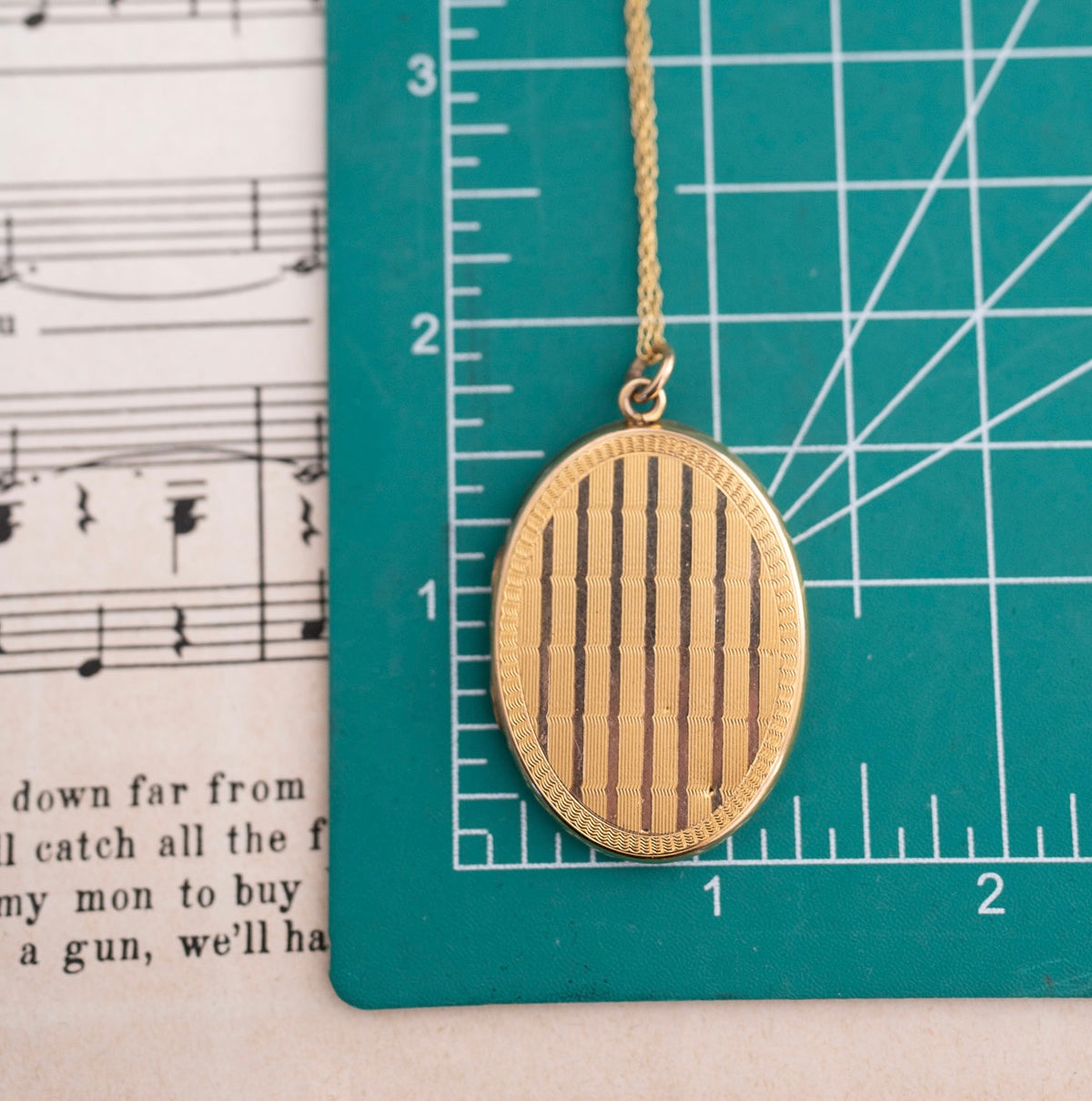 Oval Art Deco Style Locket