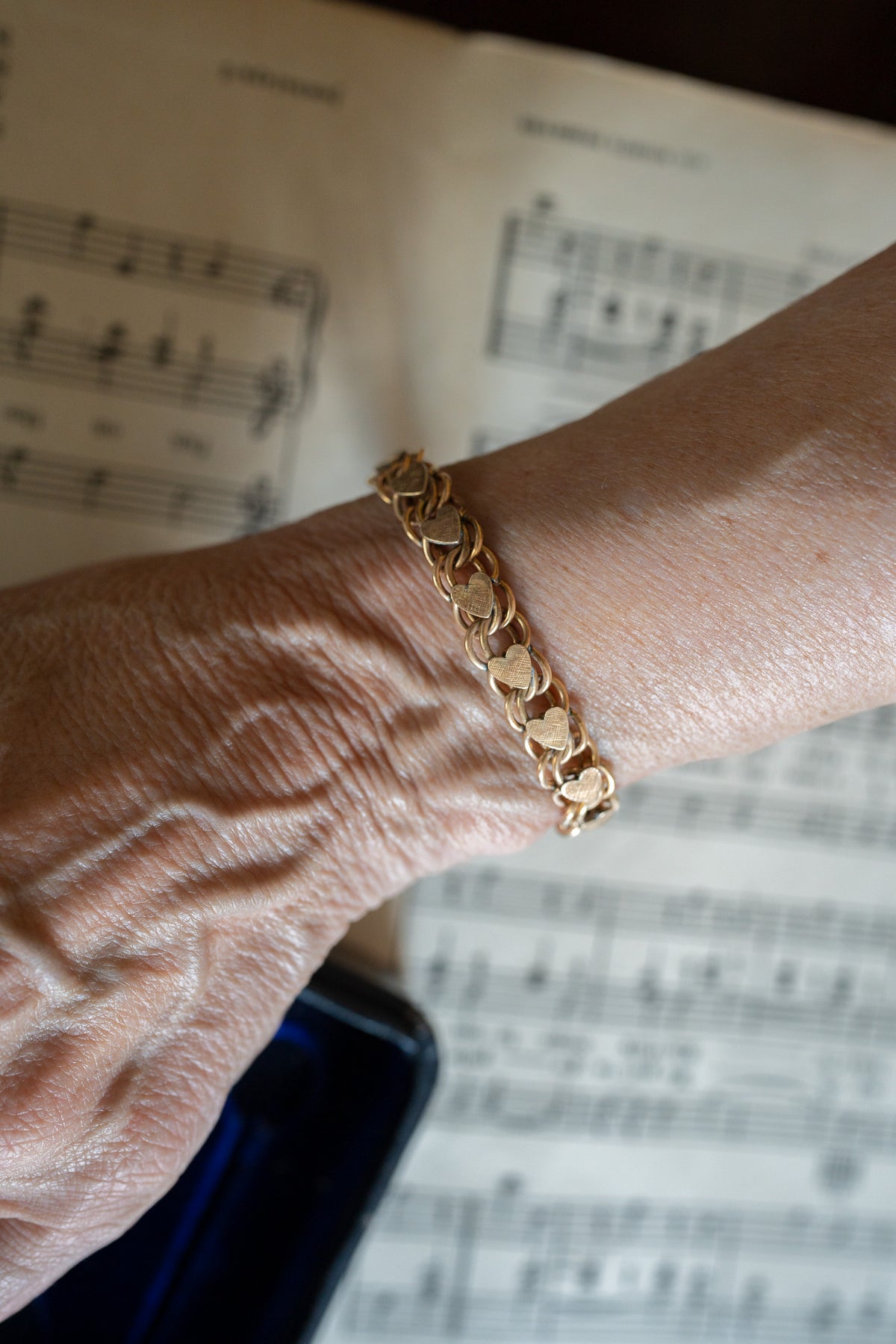 Heart Link Antique Gold-Filled Bracelet