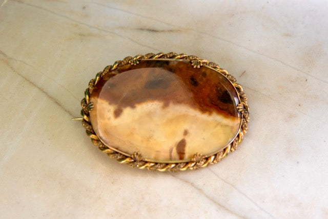 Banded Agate Brooch Set