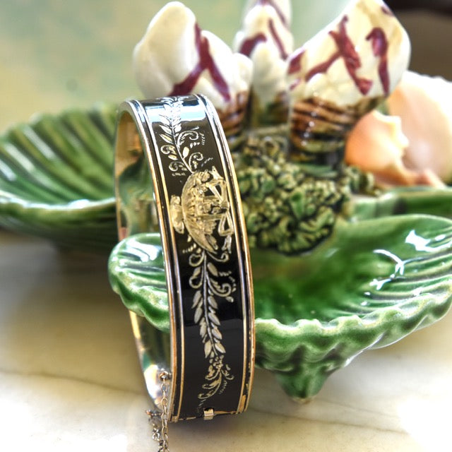 Black Enamel 12k Gold-Filled Bracelet "Hayward"