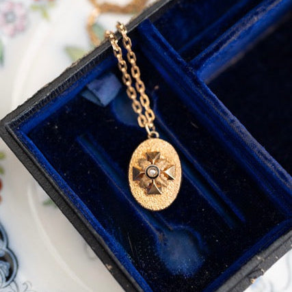 Oval Pearl Pendant