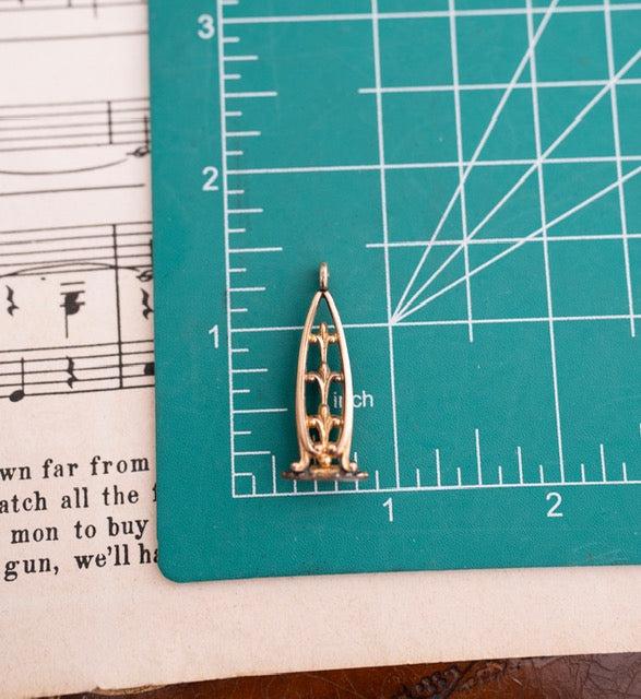 Open-Side Gold-Filled Fob